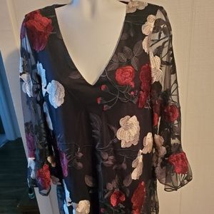 Floral embroidered dress *so pretty!*